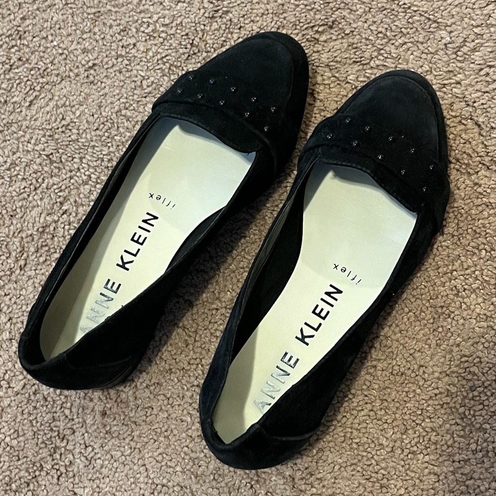 Anne Klein iflex black suede flats